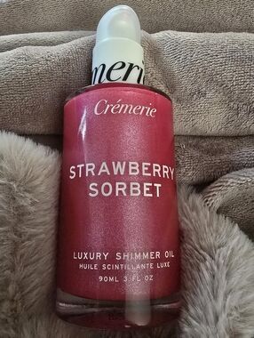 Crèmerie Strawberry Sorbet Luxury Shimmer Oil - Pink
